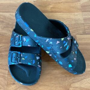 ❤️ Freedom Moses Black Rainbow Confetti Sandals Size 8.5 / 38-39